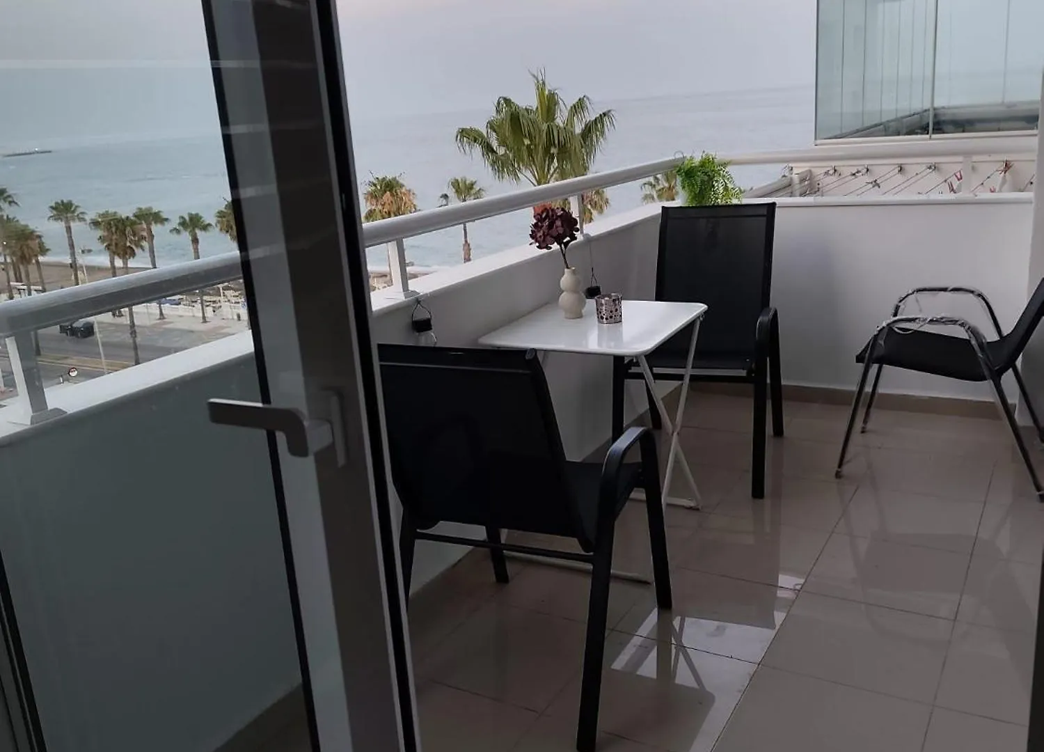 Apartment Frontal Al Mar Terraza Y Vistas Puerto Marina Benalmadena T46A2 Spain